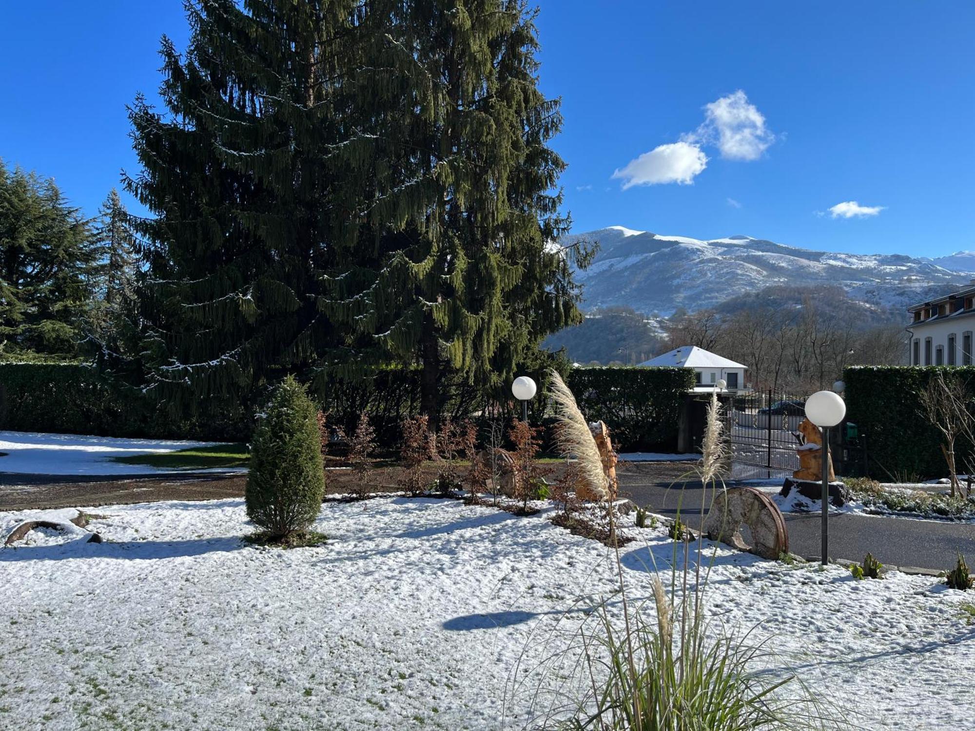 Domaine De Monda Villa Argelès-Gazost Kültér fotó